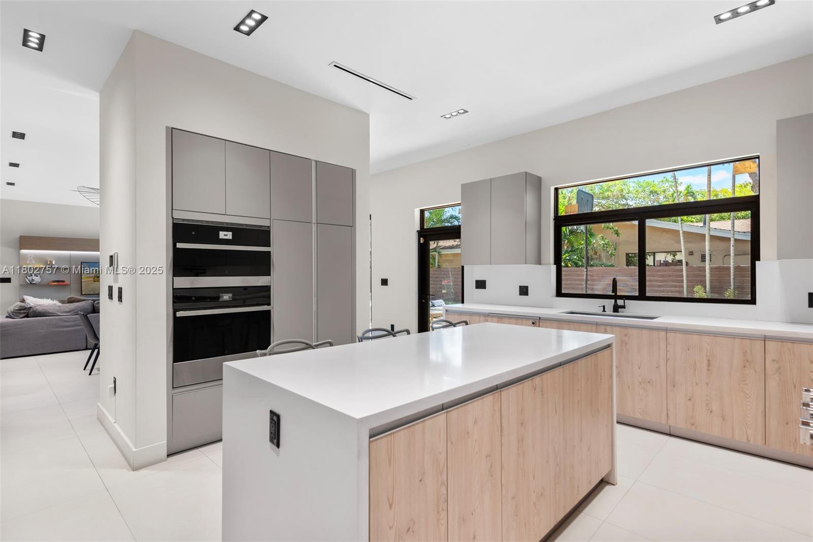 HIGHLAND WOODS SEC 2 - Residential