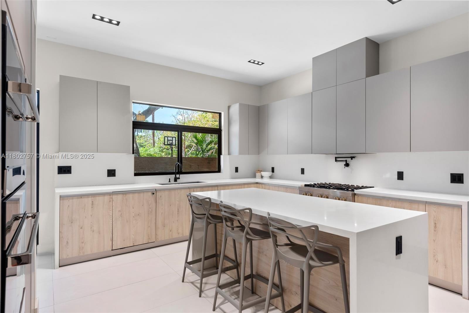HIGHLAND WOODS SEC 2 - Residential