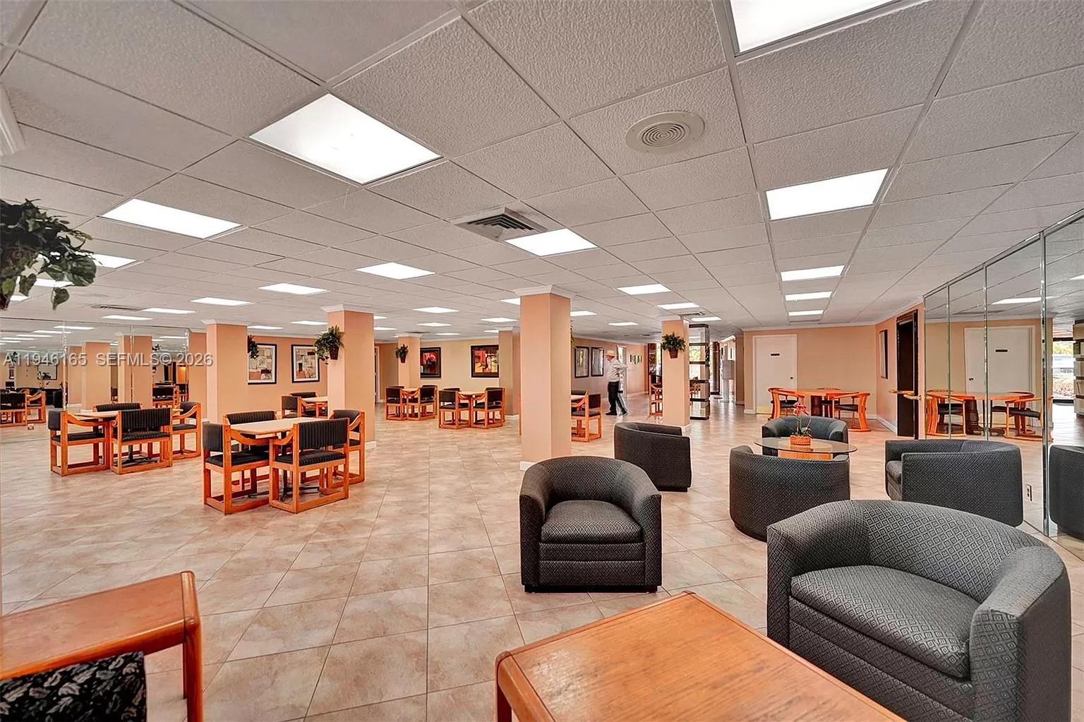 EMERALD HILLS - Residential