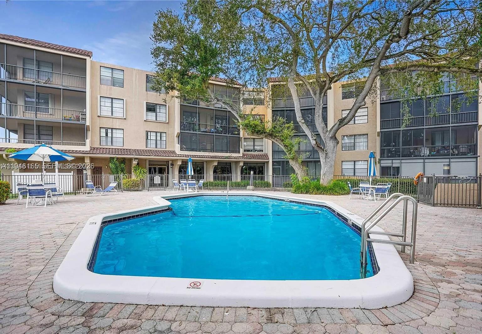 EMERALD HILLS - Residential