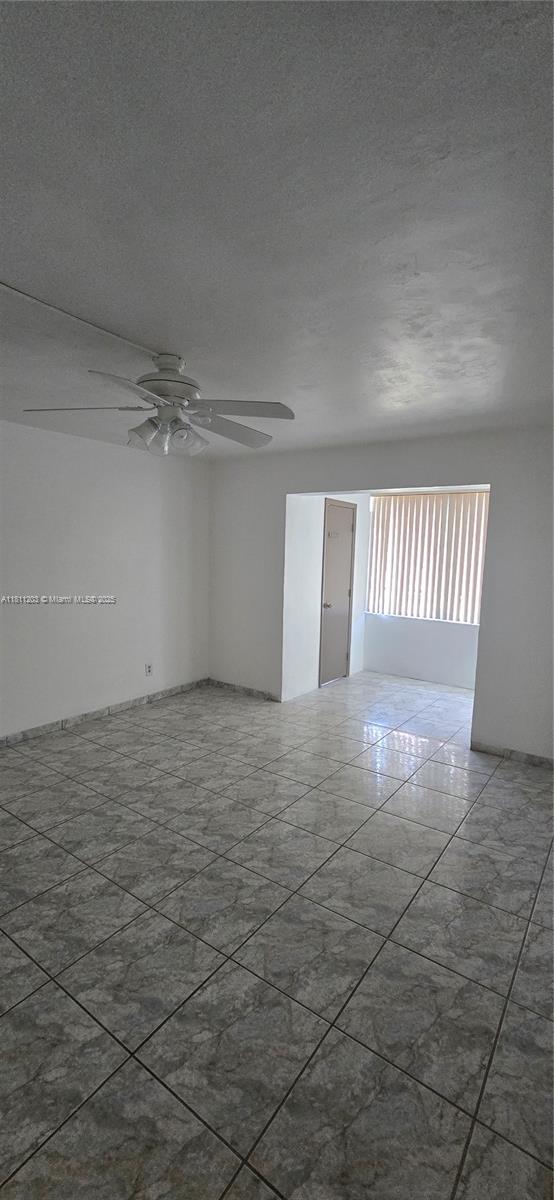 FOURTH HORIZONS CONDO - Residential