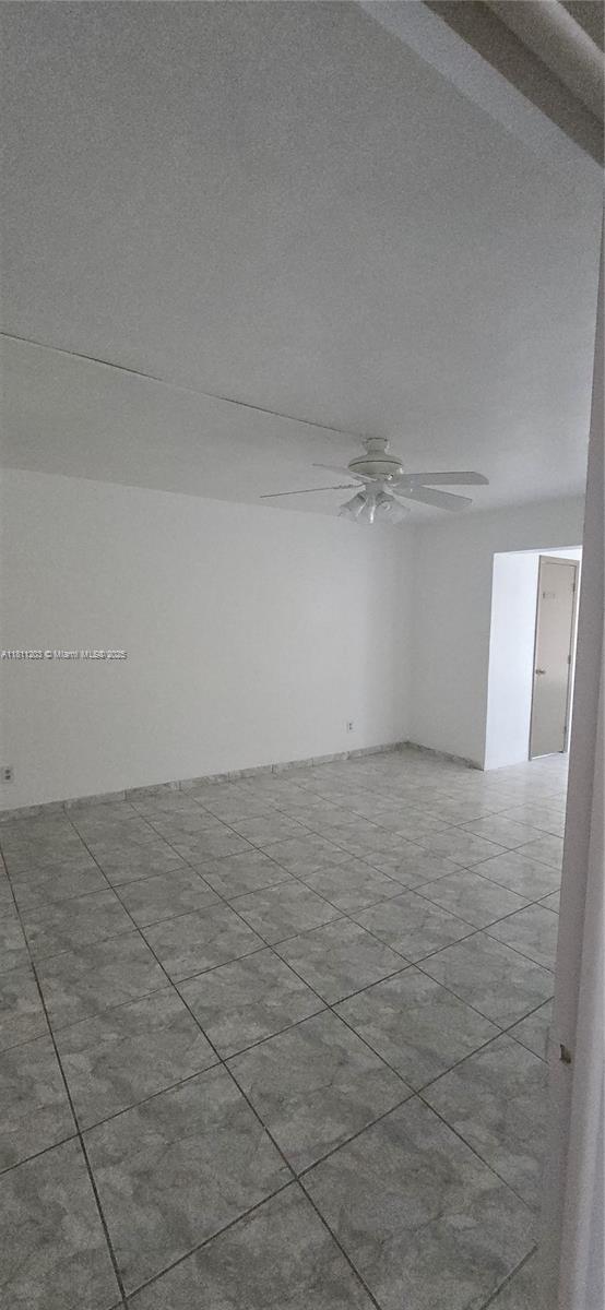 FOURTH HORIZONS CONDO - Residential