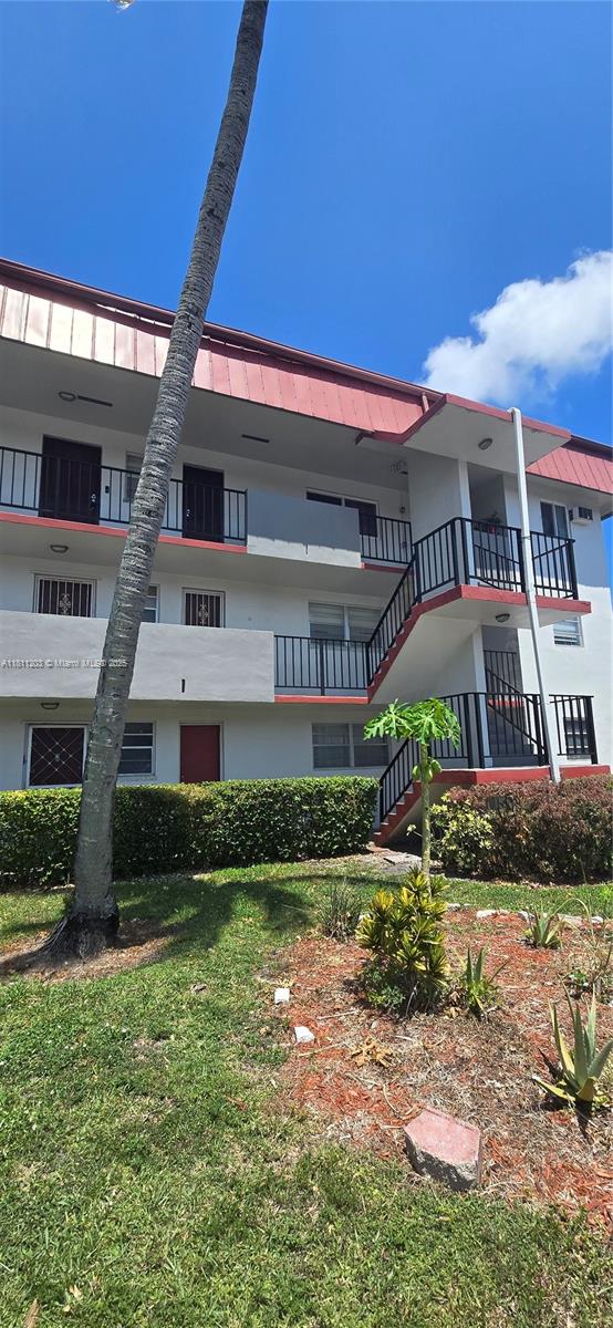 FOURTH HORIZONS CONDO - Residential