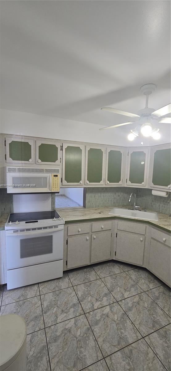FOURTH HORIZONS CONDO - Residential