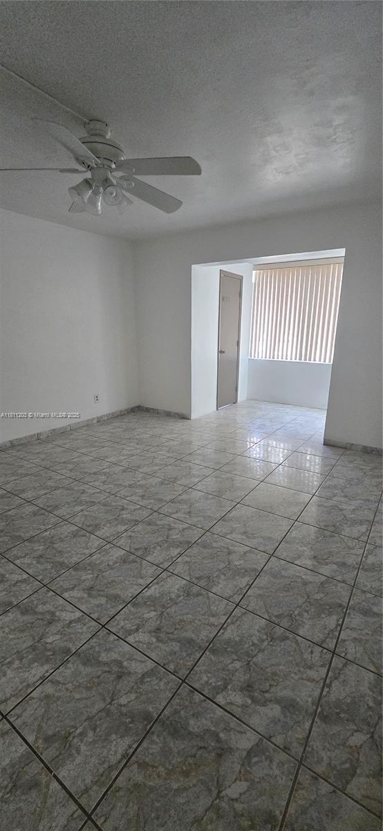 FOURTH HORIZONS CONDO - Residential