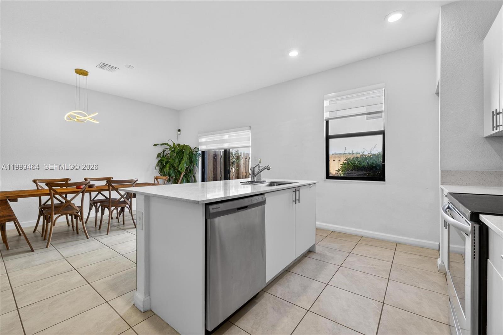SILVER PALM RESIDENTIAL H - Residential