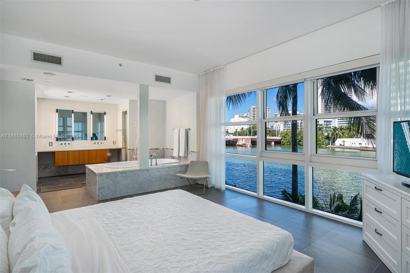 SPEAR AT AQUA CONDO - Residential Lease