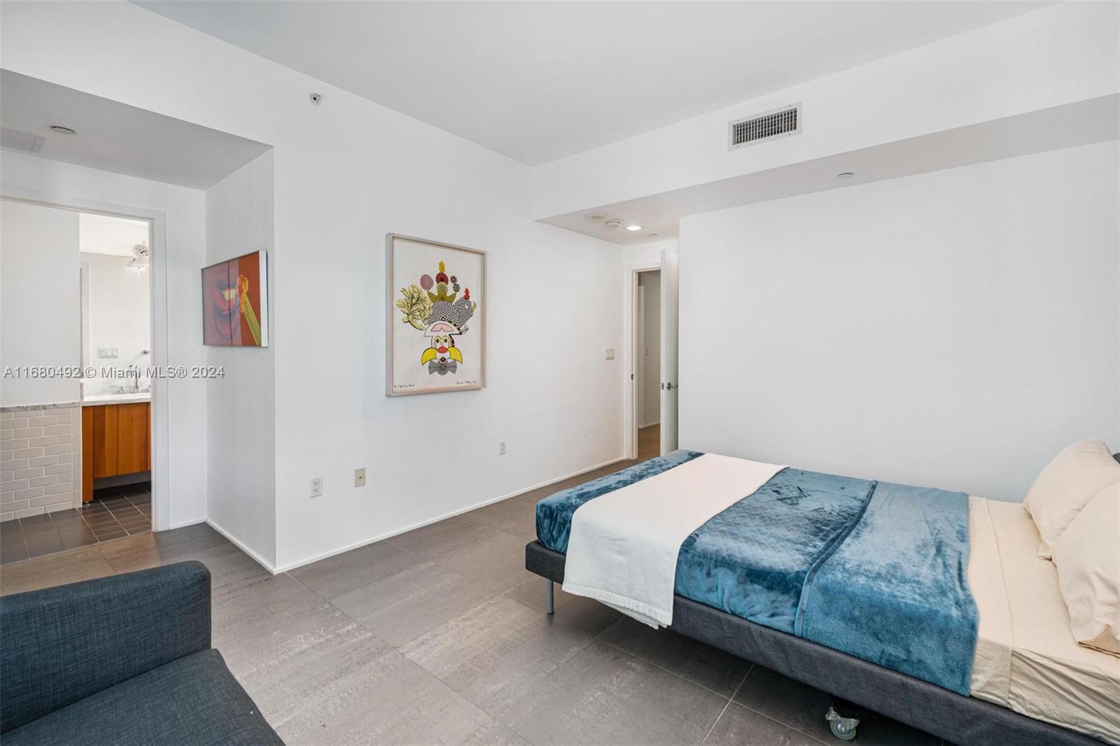 SPEAR AT AQUA CONDO - Residential Lease