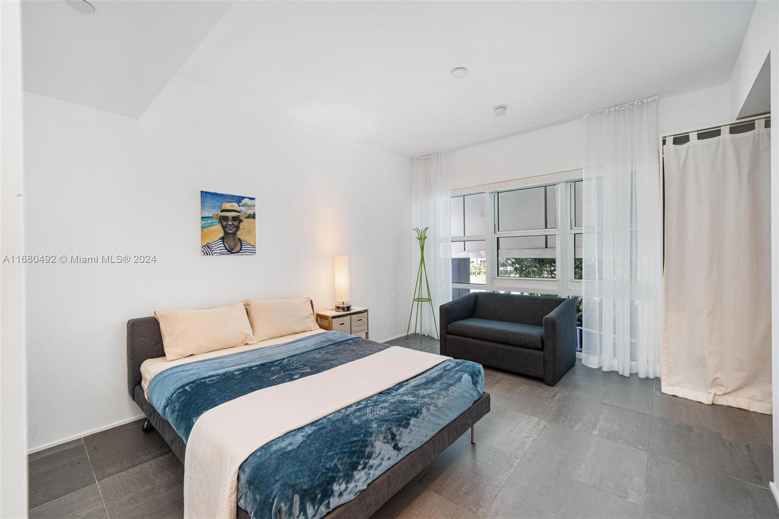 SPEAR AT AQUA CONDO - Residential Lease