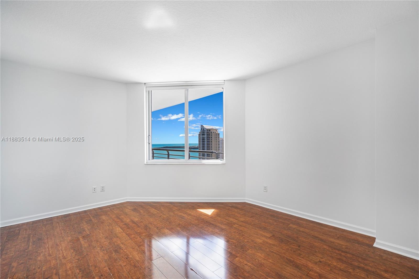 325 S Biscayne Blvd 4115