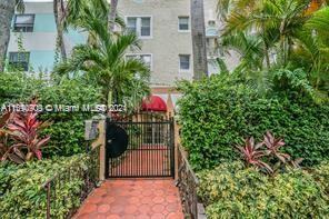 BEAUTIFUL DECO DESIGN IN VINTAGE BUILDING CLOSE TO THE LINCOLN ROAD 5TH STREET MALL, SHOPS,RESTAURANTS & PARK. NICE GATED BUILDING COURTYARD AREA WITH FOUNTAIN LEADS TO THE SECURED BUILDING LOBBY & STAIRS LEADING TO THE SECOND FLOOR WITH UNIT #203 ON THE LEFT HAND SIDE. SUPER CLEAN FRESHLY PAINTED 1 BEDROOM I BATH CONDO WITH BRIGHT FLOOR PLAN, HIGH CEILINGS THROUGHOUT AND A LIVING AND DINING AREA . THE UPDATED KITCHEN HAS TILE WHITE TILE COUNTERS & FULL APPLIANCES & THE BATHROOM HAS BEEN UPDATED. THIS CONDO HAS A PRIVATE WASHER AND DRYER, LAMINATE FLOORING IN THE MAIN AREAS AND BEDROOM AND TILE FLOORING IN THE KITCHEN AND BATHROOM. NO PETS OR SMOKING ALLOWED. GOOD CREDIT & VERIFIABLE INCOME REQD. PAYS 1ST MONTH RENT PLUS TWO MONTHS SECURITY DEPOSIT PLUS SCREENING FEES.