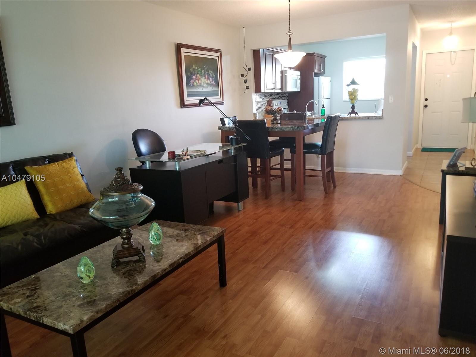 CAMBRIDGE HOUSE WEST OF C - Residential