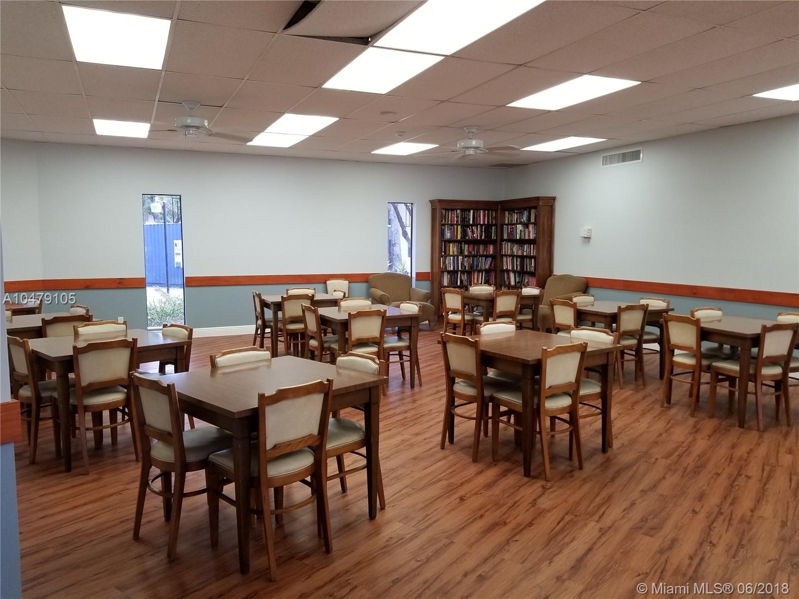 CAMBRIDGE HOUSE WEST OF C - Residential