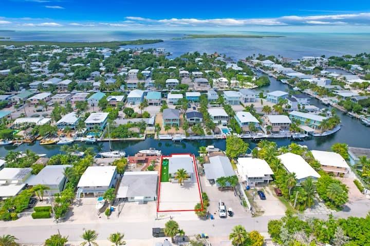 PLANTATION KEY COLONY 1ST - Residential Lease