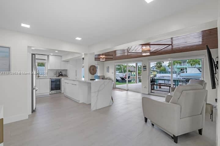 PLANTATION KEY COLONY 1ST - Residential Lease