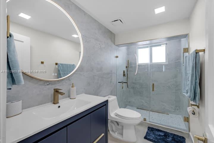 PLANTATION KEY COLONY 1ST - Residential Lease