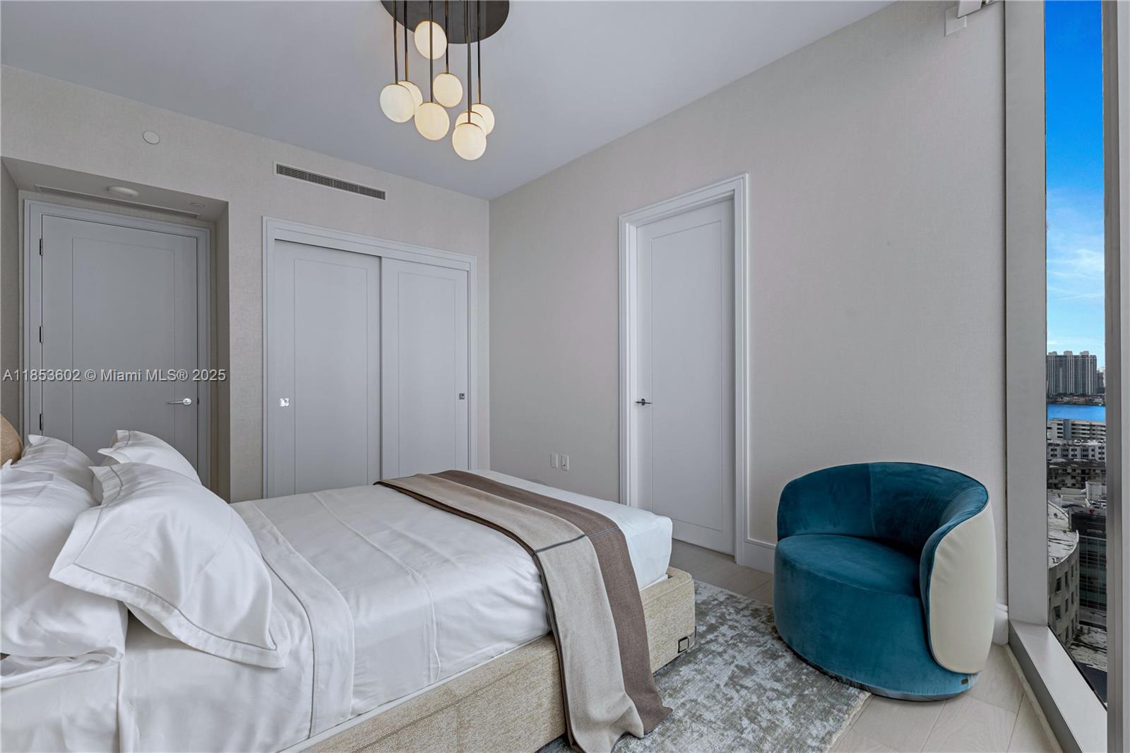 THE ESTATES ACQUALINA - Residential Lease