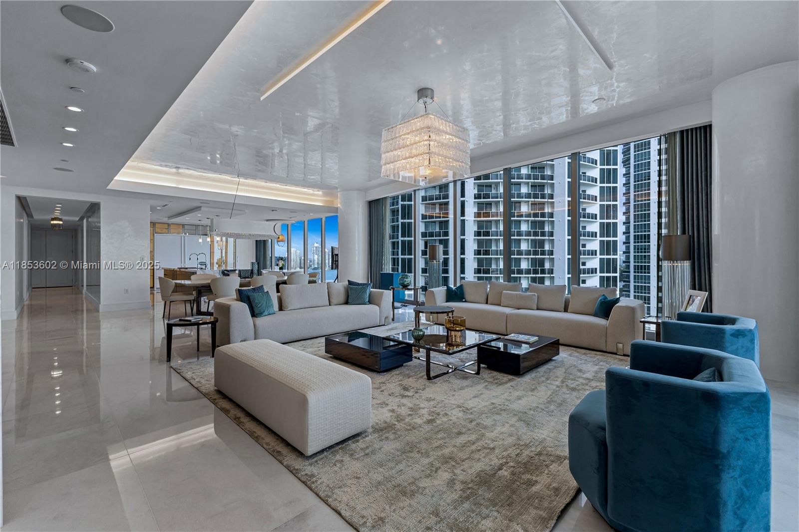 THE ESTATES ACQUALINA - Residential Lease