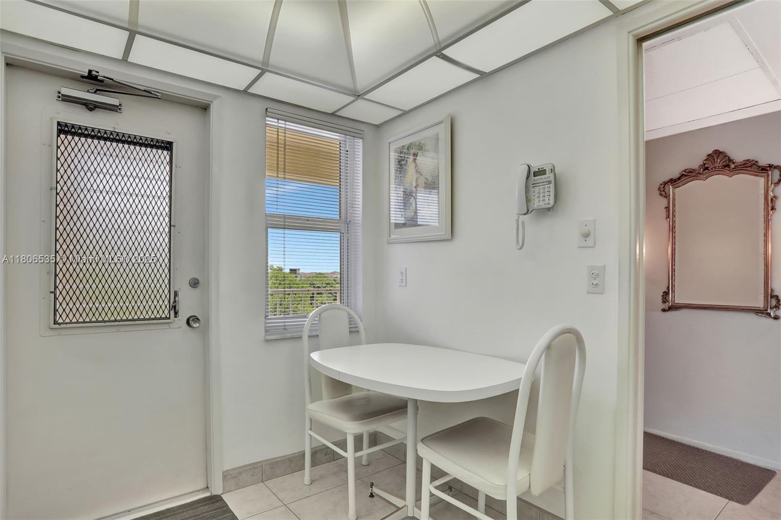 NO 49 PALM-AIRE COUNTRY C - Residential