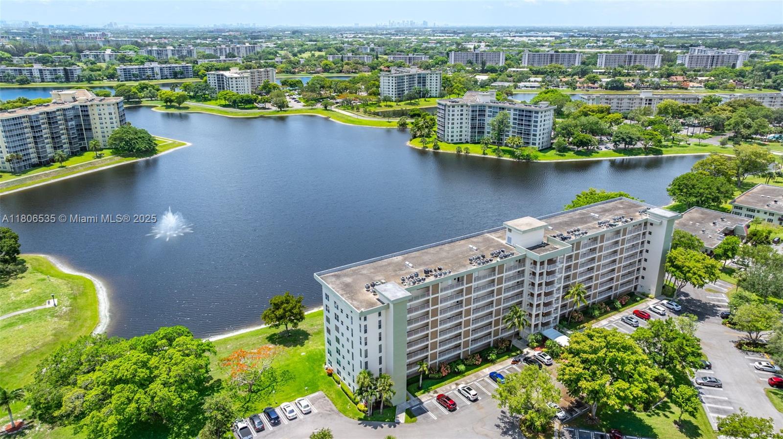 NO 49 PALM-AIRE COUNTRY C - Residential