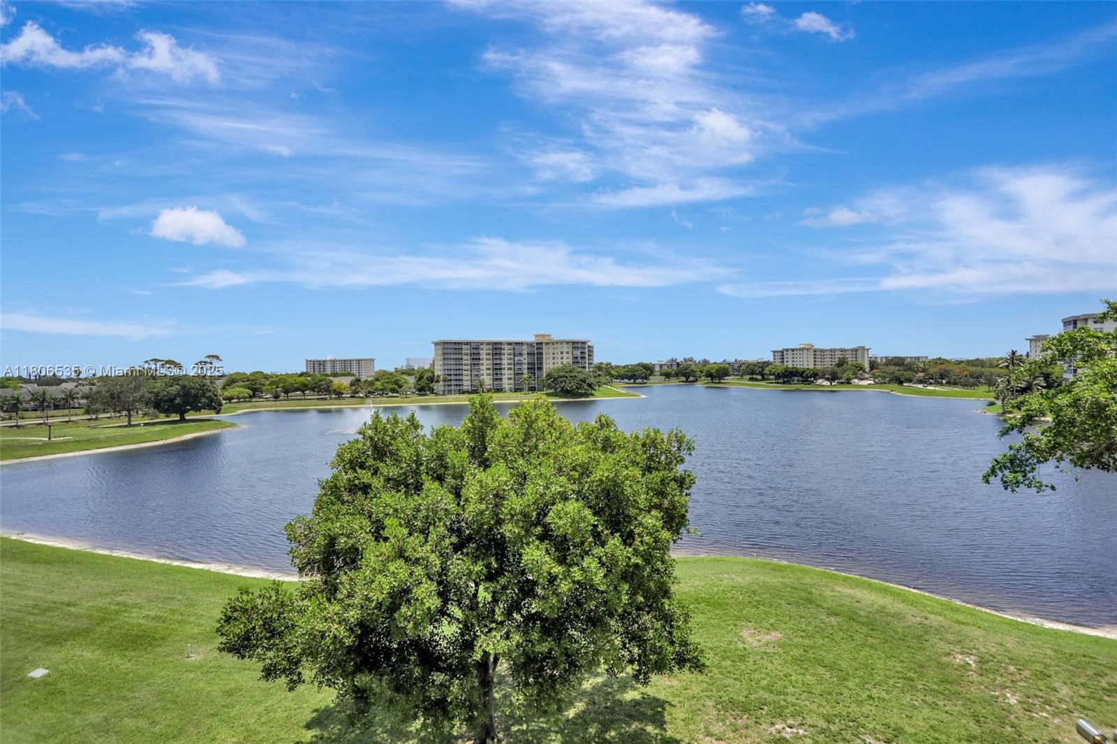 NO 49 PALM-AIRE COUNTRY C - Residential
