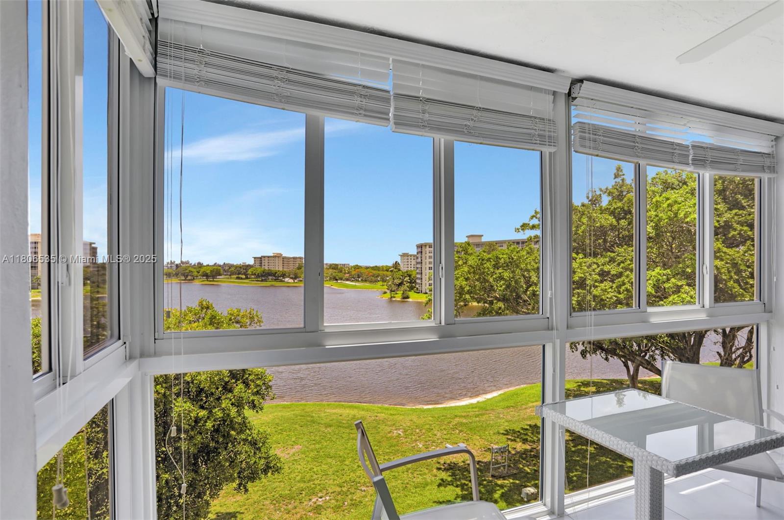 NO 49 PALM-AIRE COUNTRY C - Residential