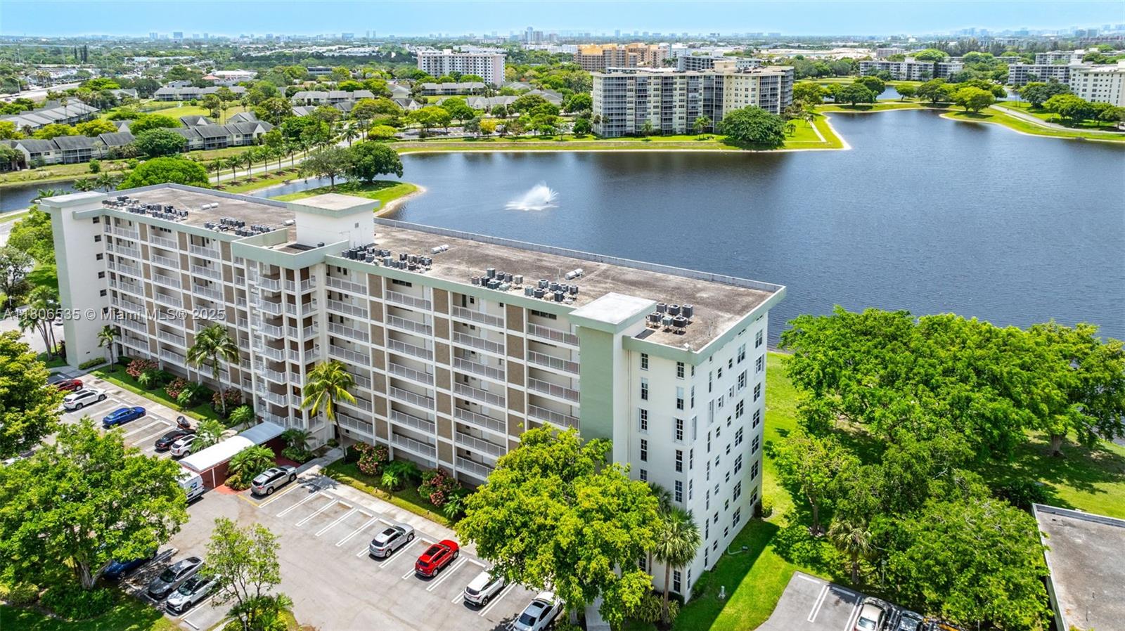NO 49 PALM-AIRE COUNTRY C - Residential