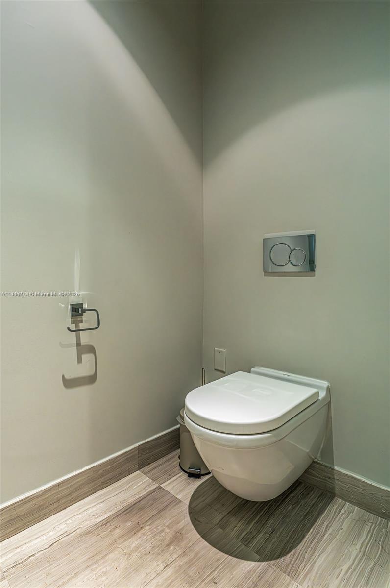 ECHO CONDO - Residential