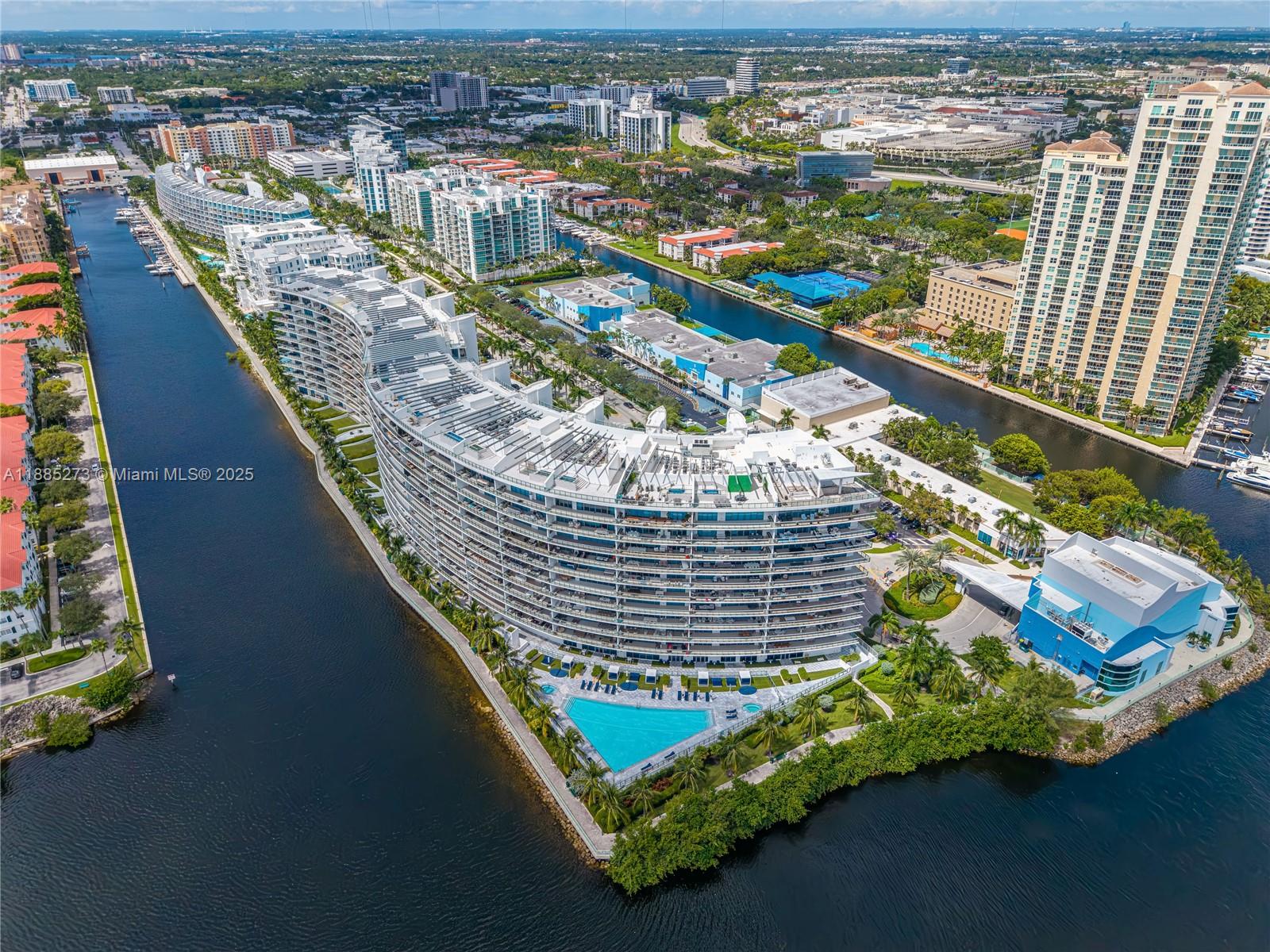 ECHO CONDO - Residential