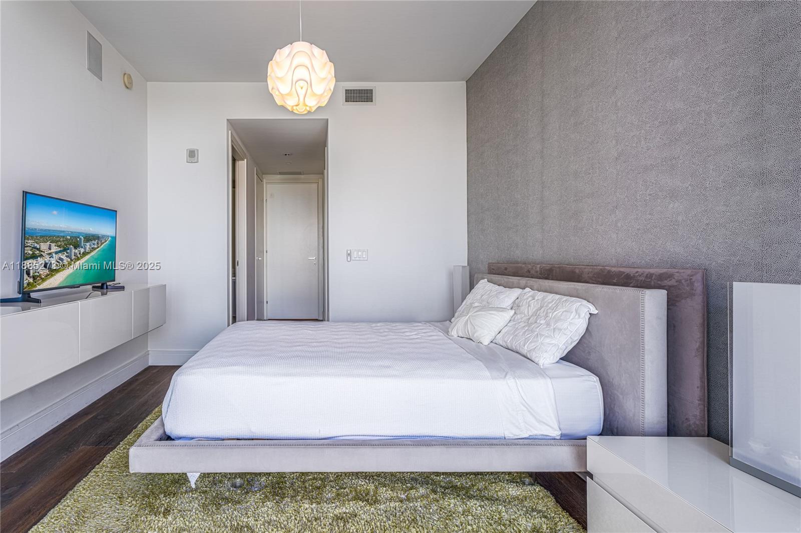 ECHO CONDO - Residential