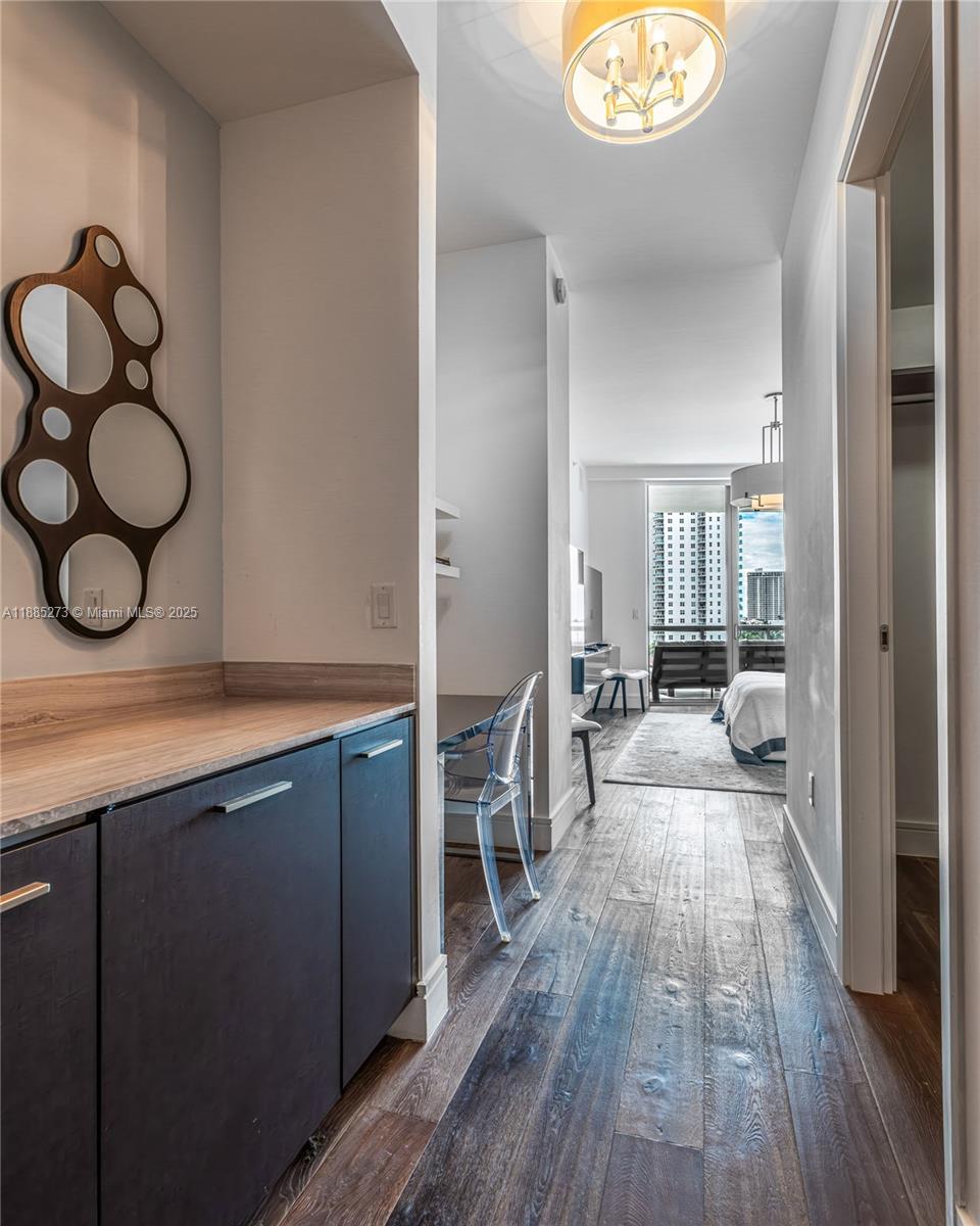 ECHO CONDO - Residential