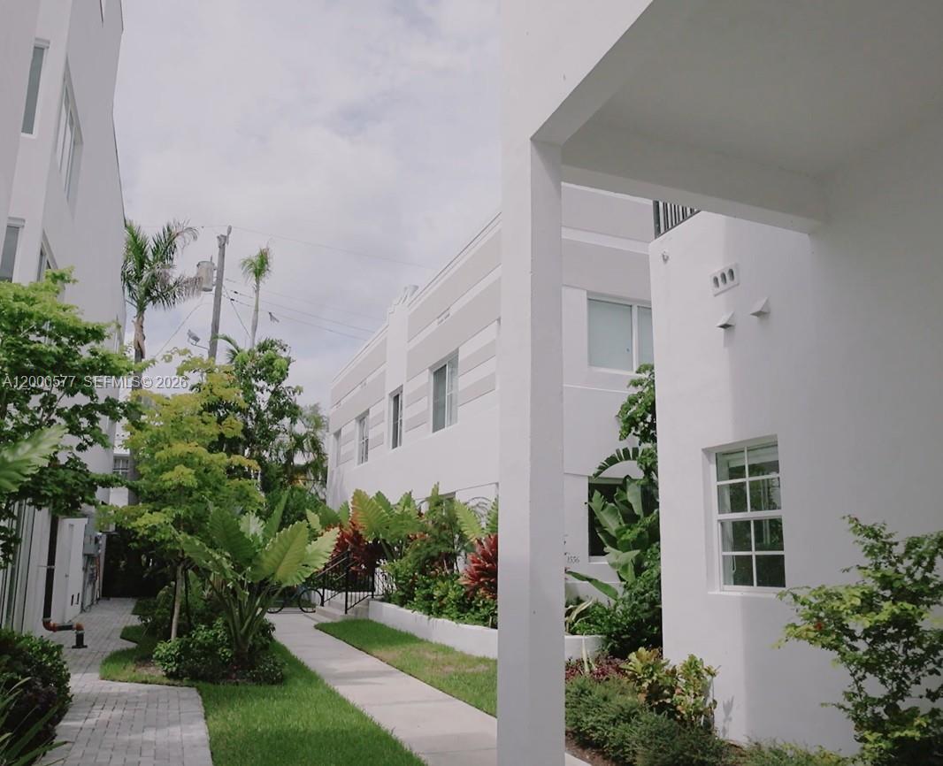 LINCOLN SUB - Residential Lease