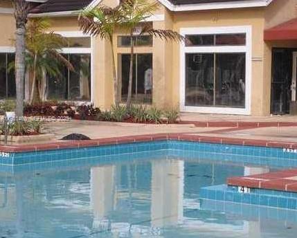 BISCAYNE BEACH CLUB CONDO - Residential Lease