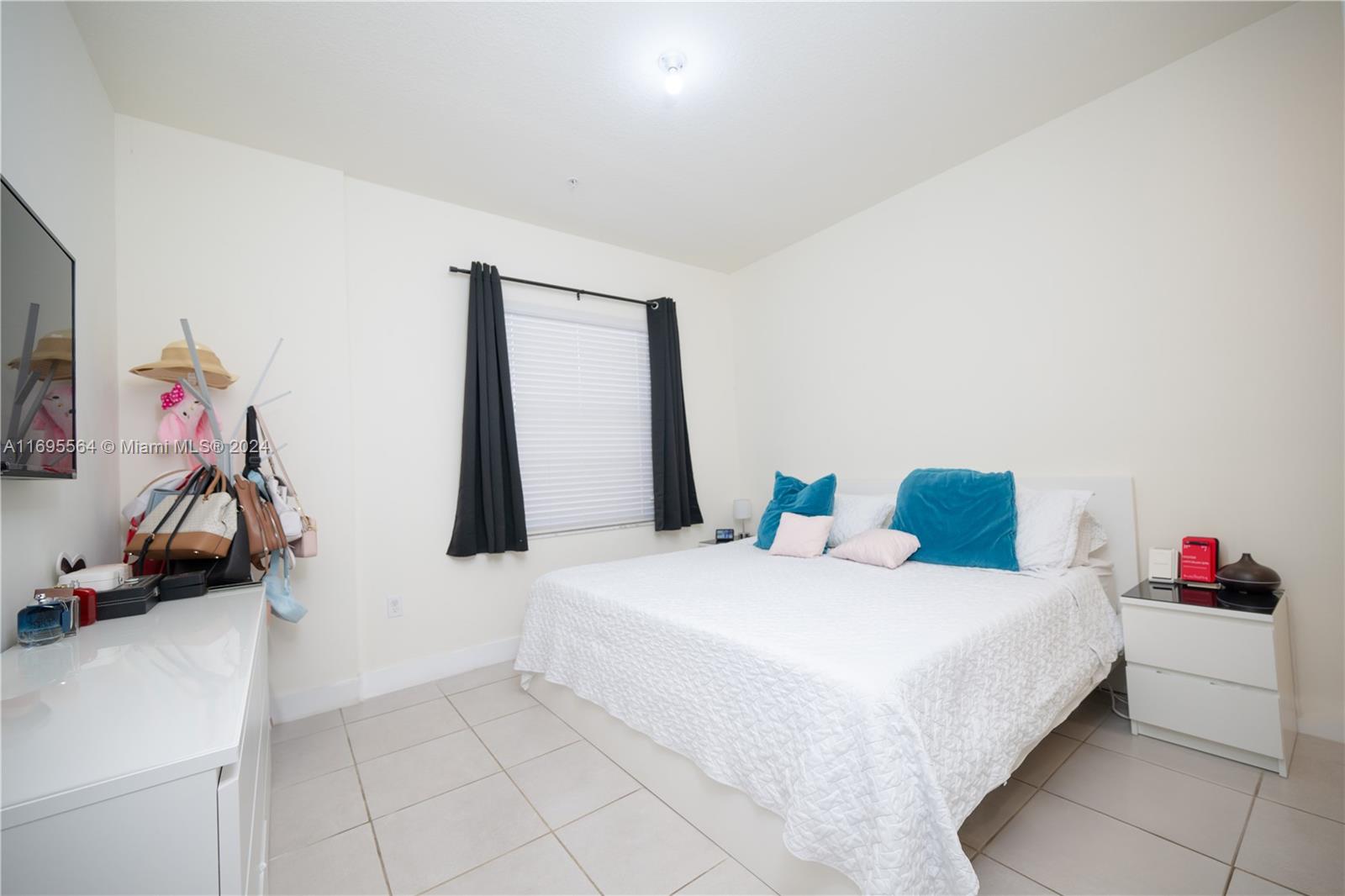 APEX AT PARK CENTRAL COND - Residential