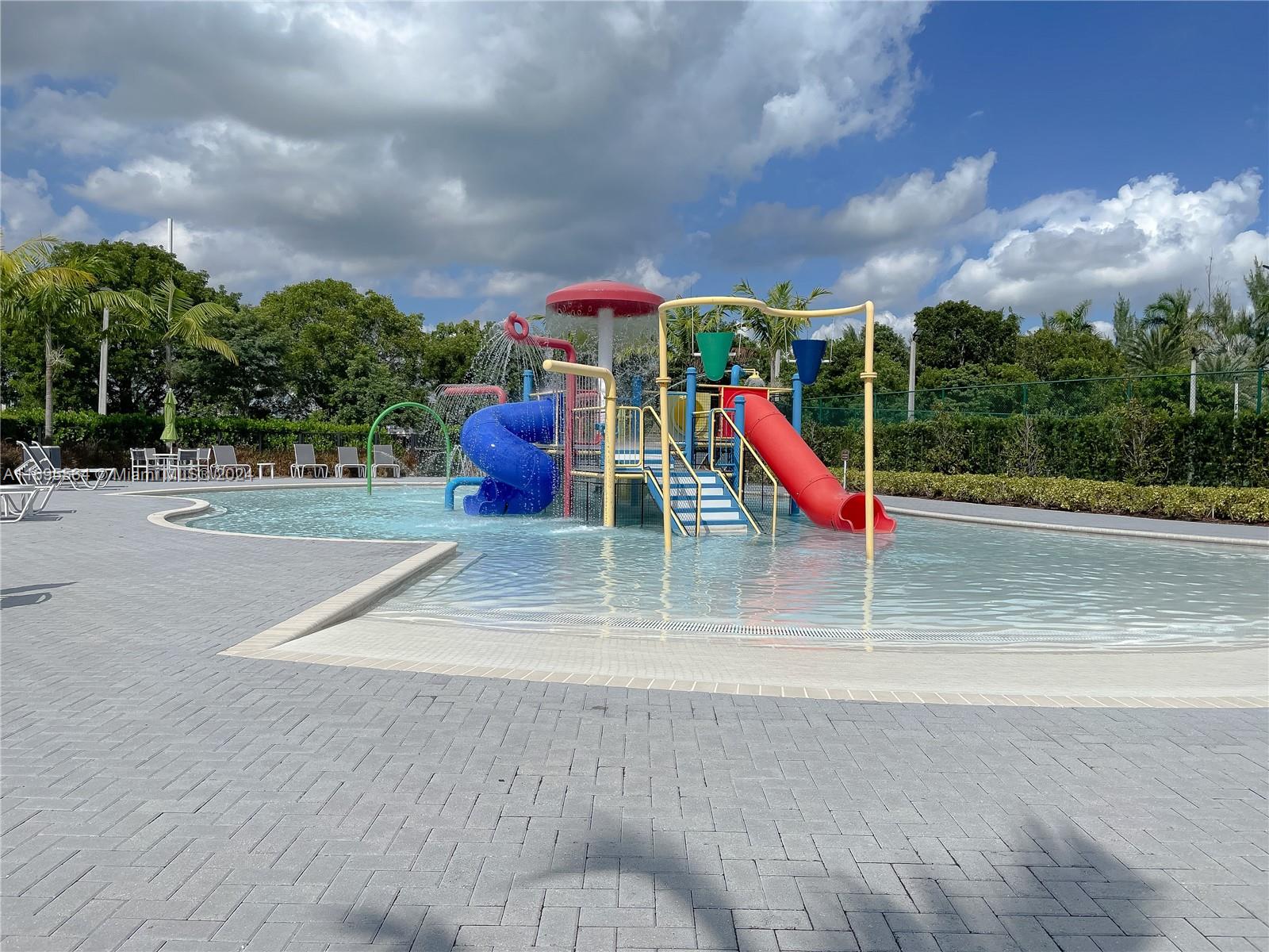 APEX AT PARK CENTRAL COND - Residential