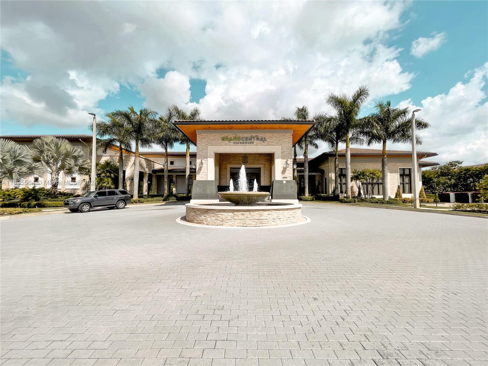 APEX AT PARK CENTRAL COND - Residential