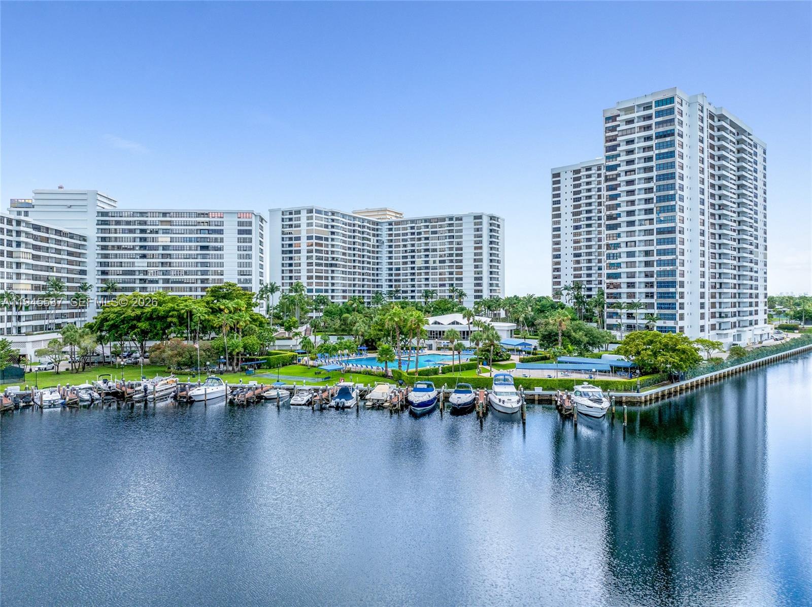 OLYMPUS CONDO PHASE - Residential