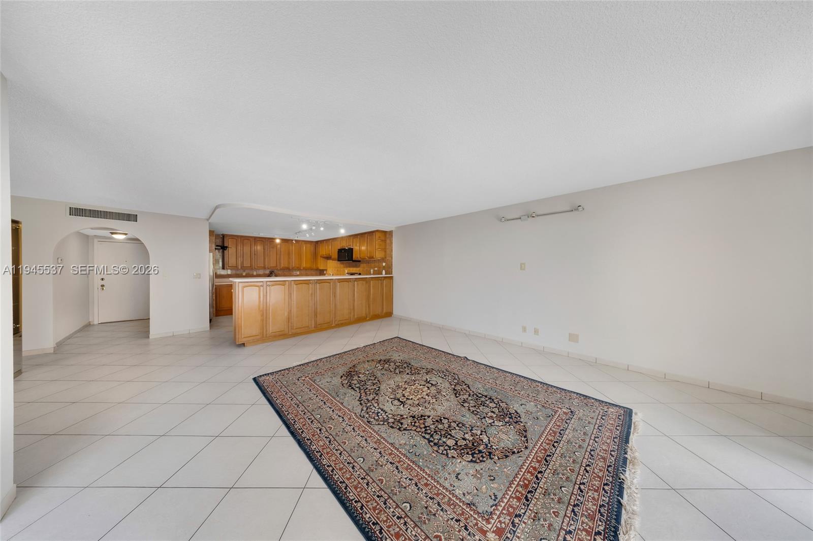 OLYMPUS CONDO PHASE - Residential