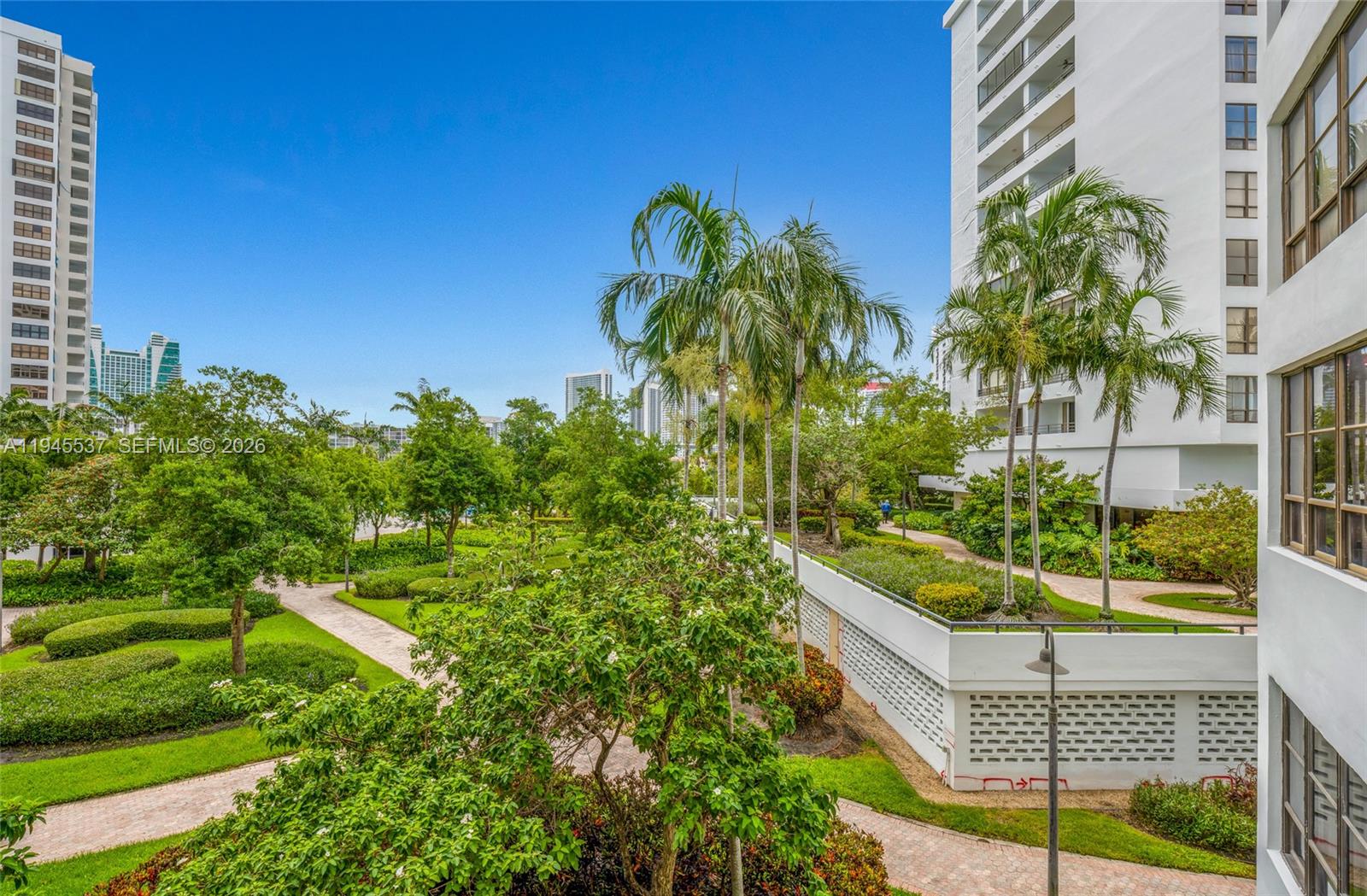 OLYMPUS CONDO PHASE - Residential