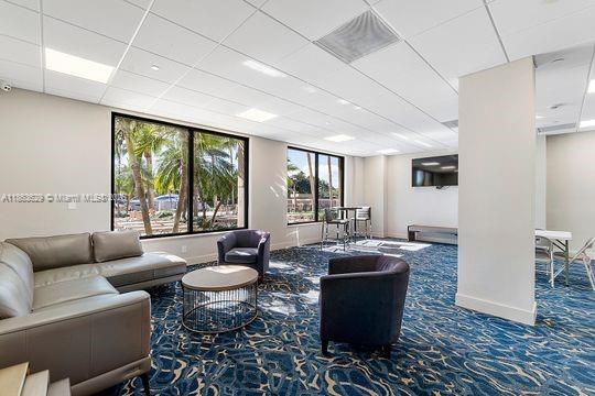 GABLES WATERWAY TOWERS CO - Residential