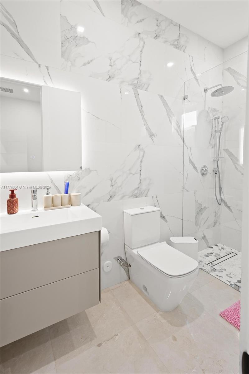 SWEETWATER ESTS SUB - Residential