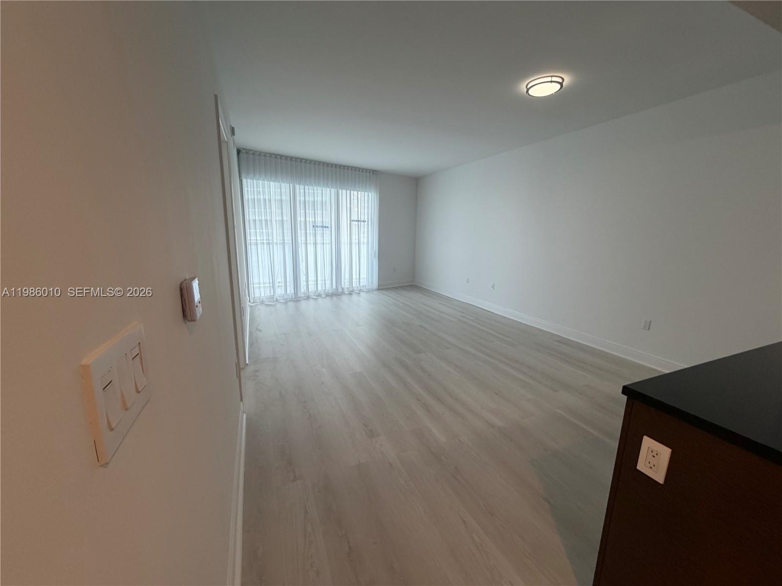 475 Brickell Ave 1711