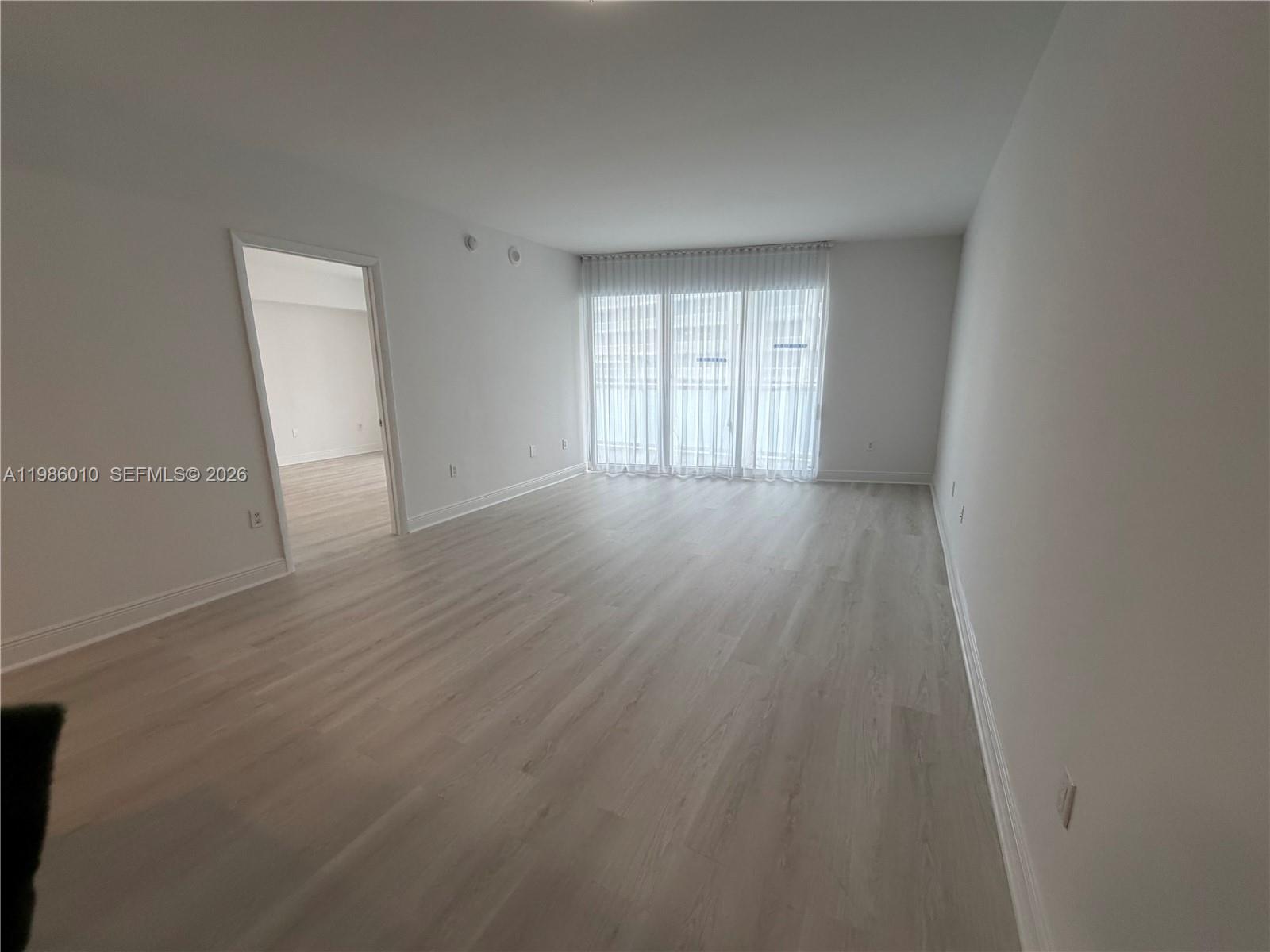 475 Brickell Ave 1711