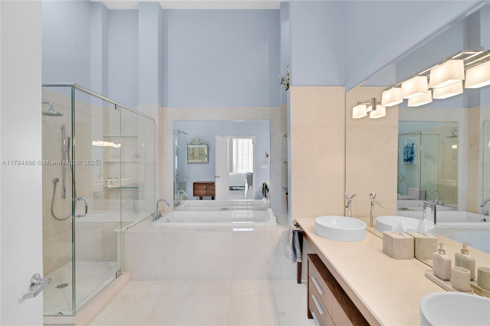 ICONBRICKELL CONDO NO 1 - Residential