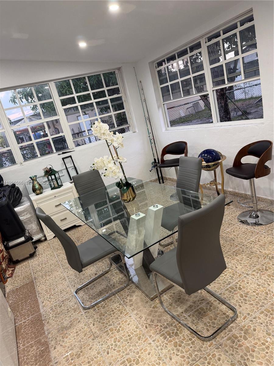 BRADLEY MANOR 3RD ADDN - Residential