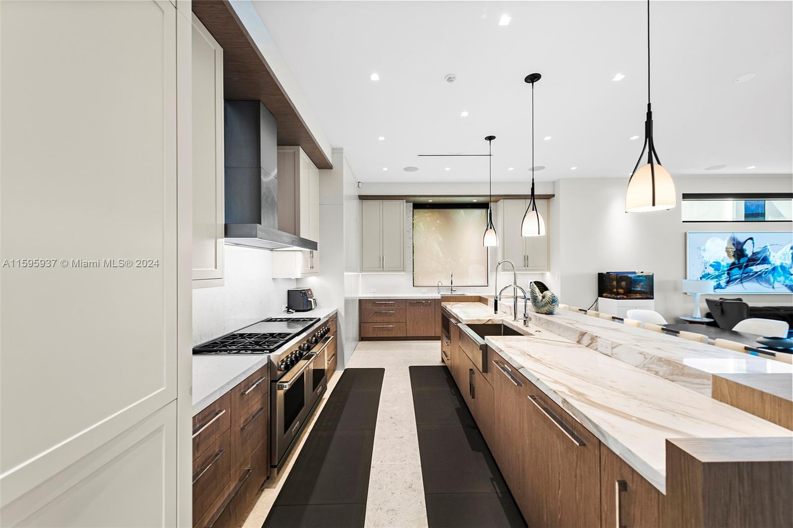 LAUDERDALE BEACH - Residential