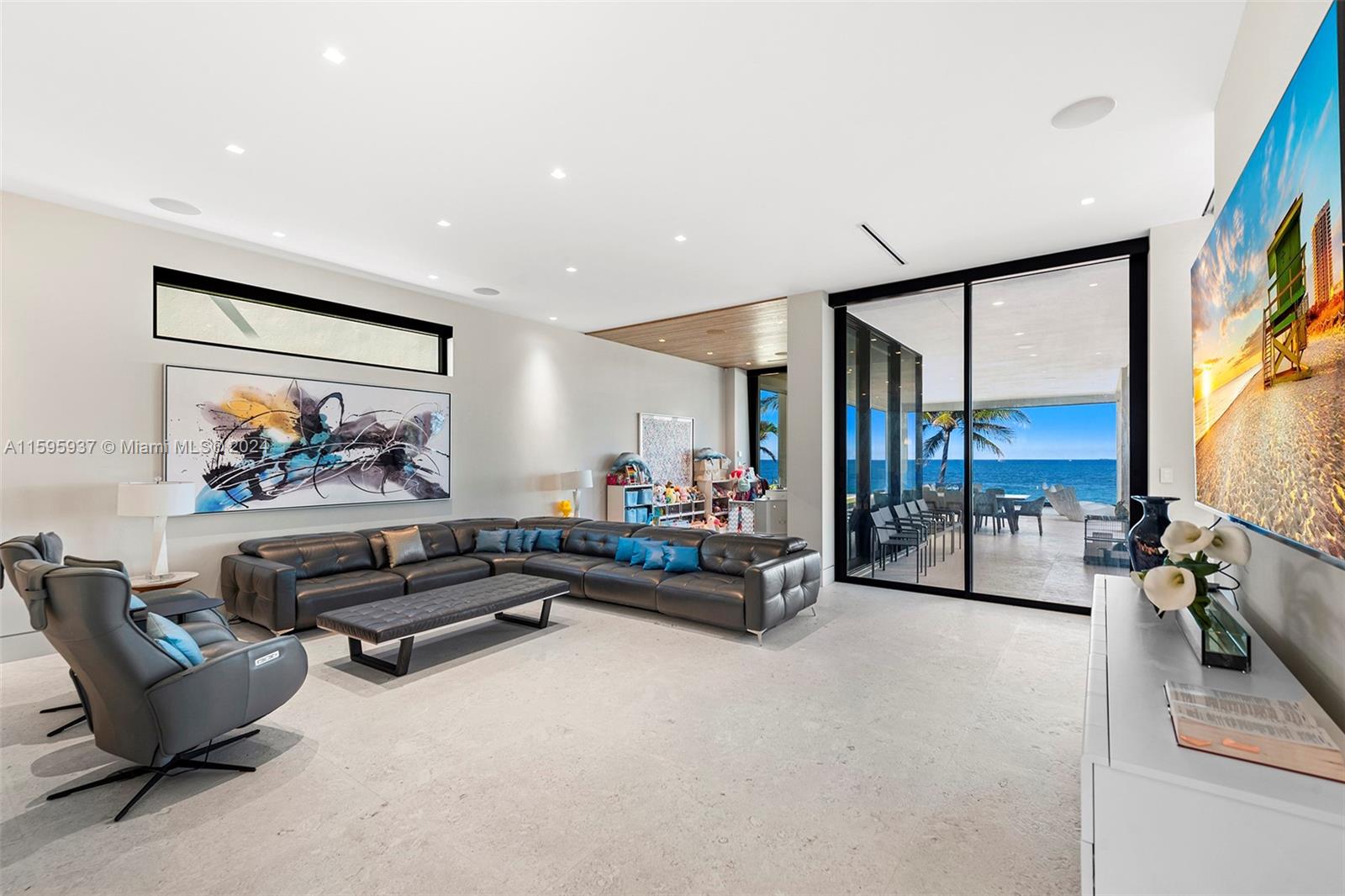 LAUDERDALE BEACH - Residential