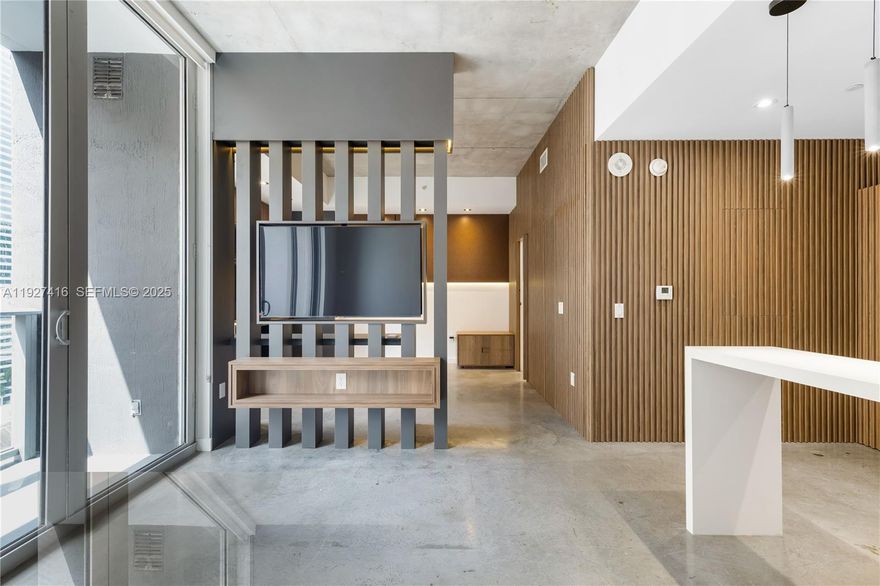 Urban lifestyle at Centro, located in the vibrant Downtown Miami. Walking distance to Whole Foods, Bayfront Park, public transportation, Brightline Station, Arena & many bars/restaurants. Minutes from Wynwood, Design District & Miami Beach. This unit has been fully renovated, featuring high ceilings, walk-in closet, customized lighting. Featured amenities include Gym, sauna, steam room, rooftop pool, media room & working spaces. Pet friendly. Cable & Internet included. Centro does not offer assigned parking but residents can use Valet parking for an additional monthly fee ($385) at the building or Self park at the Miami Tower. Additional perks include Amazon hub locker & A/C bicycle storage. Rental price will change if less than 12 months rental. Vacant and easy to show. Unfurnished