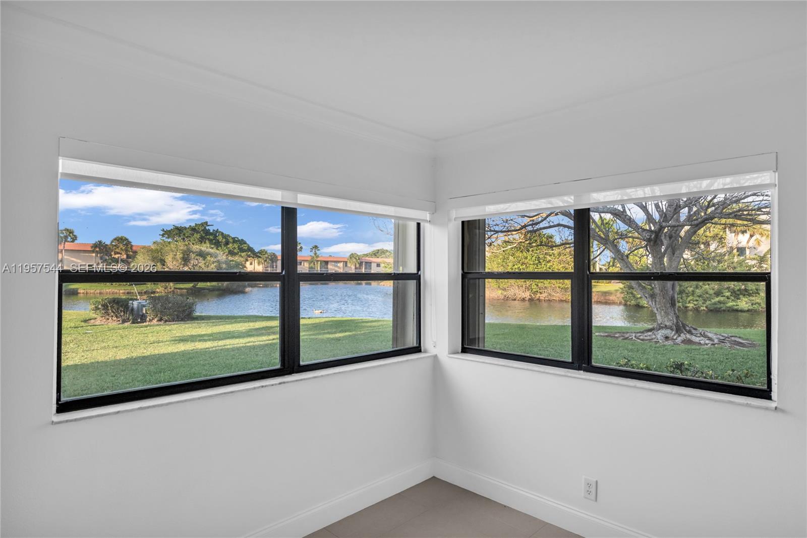 BUILDING EIGHT OF RACQUET - Residential Lease