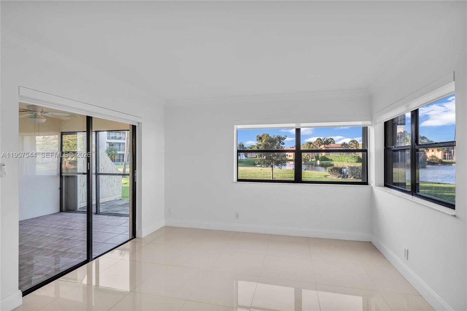 BUILDING EIGHT OF RACQUET - Residential Lease